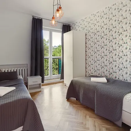 塔塔卡旅馆 旅馆 *