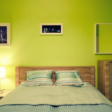 Tatamka Hostel *