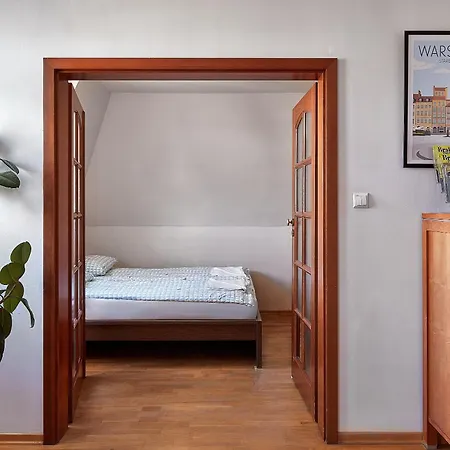 Tatamka Hostel *