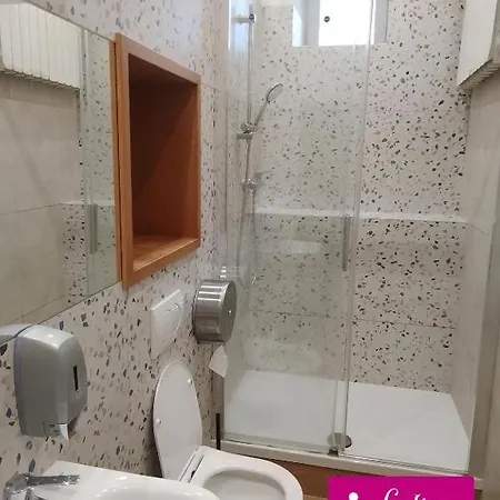 تاتامكا هوستيل وارسو